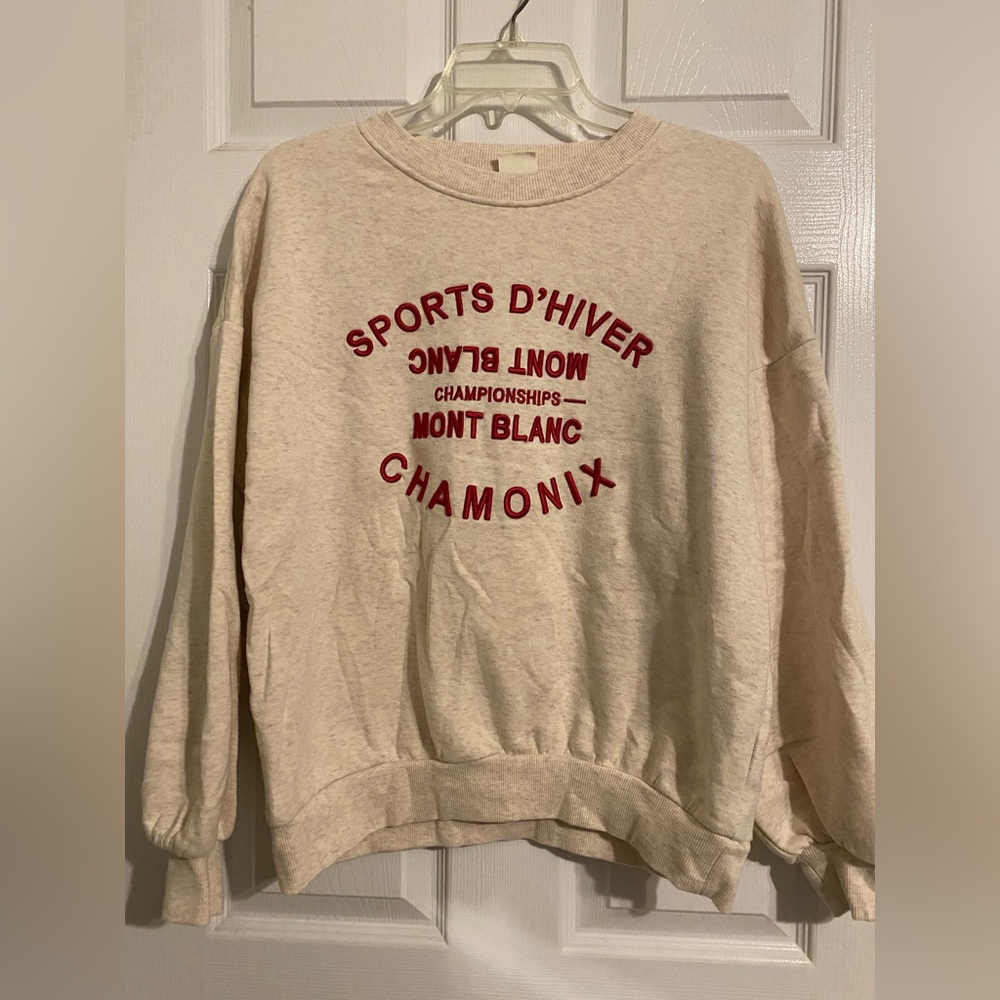 Embroidered Red Letting Sweatshirt